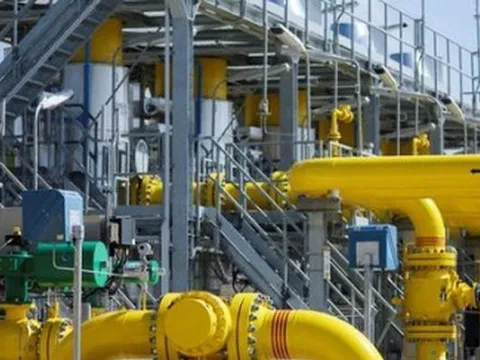 Giá dầu năm 2023 còn leo thang do nhu cầu gia tăng mạnh mẽ