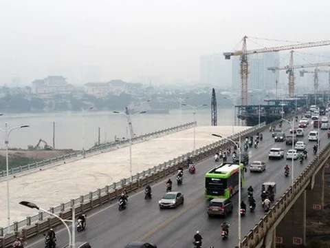 Công trường cầu Vĩnh Tuy giai đoạn 2 nhộn nhịp thi công những ngày cuối năm