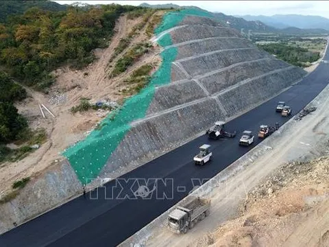 Những gói thầu cao tốc Bắc - Nam, đoạn qua Bình Thuận - Đồng Nai chậm tiến độ