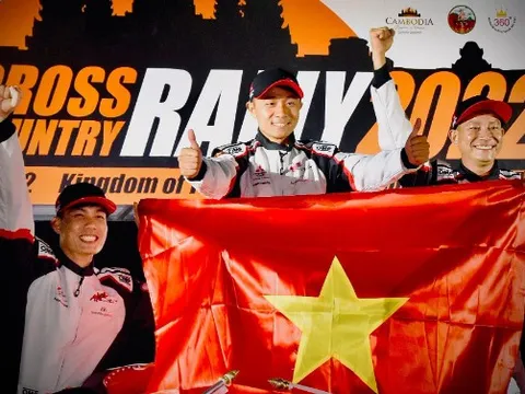 Thành tích của AKA Racing là từ sự nỗ lực của tinh thần đồng đội