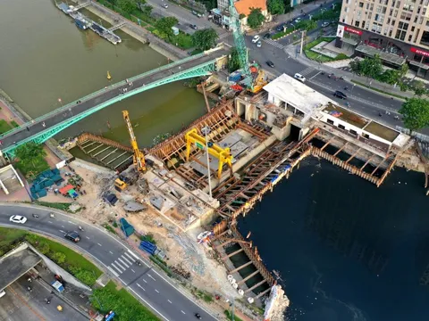 Sức bật từ đầu tư công