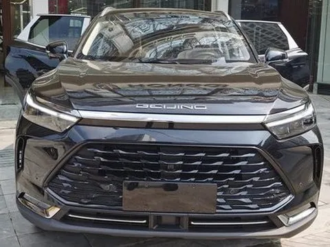 Beijing X7 bất ngờ thêm 2 bản 'giá rẻ' tại Việt Nam: Giá từ 608 triệu đồng, tiếp tục tham vọng đấu xe Nhật, Hàn