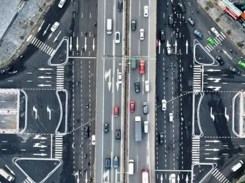 Hà Nội phân luồng lại 4 nút giao thông nhằm giảm ùn tắc