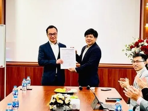 Lãnh đạo ngoại quốc được "chọn mặt gửi vàng" tại Egroup của Shark Thủy