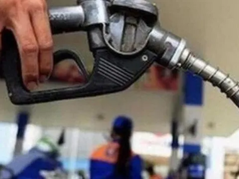 Infographic: Toàn cảnh thị trường xăng dầu Việt Nam 2022