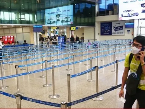 Sân bay Tân Sơn Nhất thông thoáng trong ngày đầu nghỉ Tết dương lịch 2023