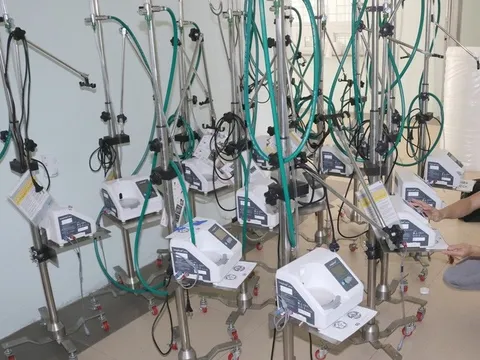 Chuyển Bộ Công an vụ việc 1 công ty trúng nhiều gói thầu lớn bệnh viện, dấu hiệu nâng giá cao