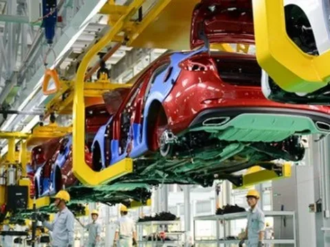 Xe lắp ráp và nhập khẩu Việt Nam tăng trưởng mạnh năm 2022