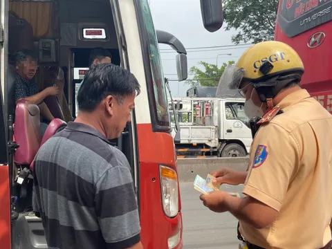 Vì sao xe khách giường nằm vào "tầm ngắm" của CSGT TP HCM từ ngày 10-1?