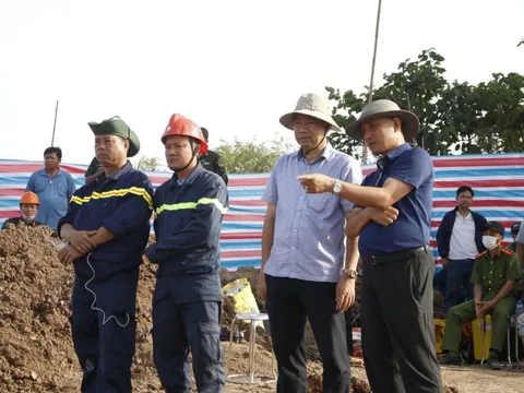 Phó Chủ tịch tỉnh Đồng Tháp: Hy vọng sáng mai sẽ cứu được bé trai