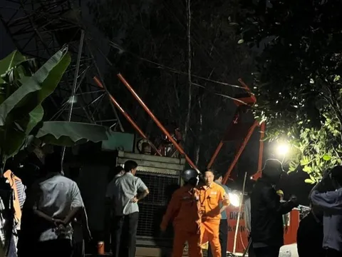 Xuyên đêm chạy đua với thời gian tìm bé trai rơi vào trụ bê tông sâu 35m