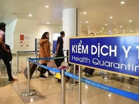 Giám sát, giải trình tự gen, đẩy nhanh tiêm chủng phòng Covid-19