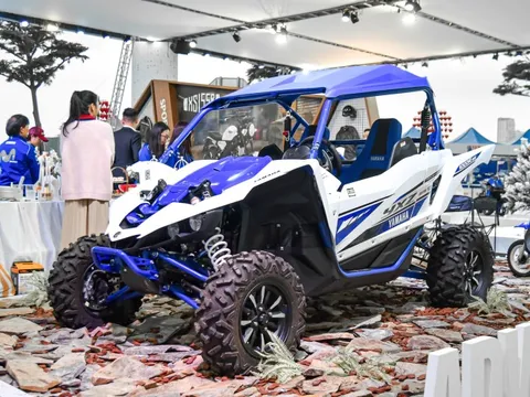 Chi tiết Yamaha YXZ 1000R SS tại VN: Kích thước gần tương đương xe cỡ A, nội thất không thể tối giản hơn