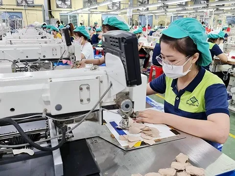 Năm 2023: Nguy cơ thất nghiệp và thiếu việc làm gia tăng