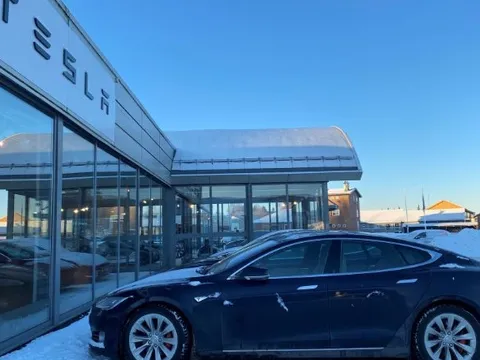 Bị vượt mặt tại Trung Quốc nhưng đây mới là sân chơi đặc biệt của Tesla: Chiếm thị phần lớn nhất tại thị trường có tỉ lệ sử dụng xe điện cao nhất thế giới