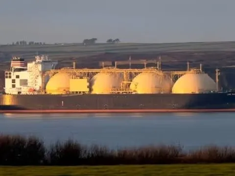 Không phải bất kì nhà cung cấp nào, đây mới là “cứu tinh” không ngờ của châu Âu giúp giá khí đốt giảm xuống thấp nhất kể từ khi xảy ra khủng hoảng