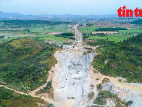 Công trường thi công cao tốc Bắc Nam giai đoạn II không nghỉ sau khởi công