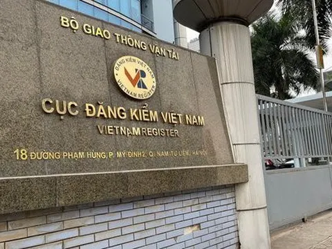 Hàng chục cảnh sát lần thứ 2 khám xét tại Cục Đăng kiểm