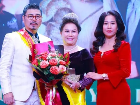 Công ty tổ chức vinh danh "nhà thơ thế giới" Tống Thu Ngân bị phạt 75 triệu đồng