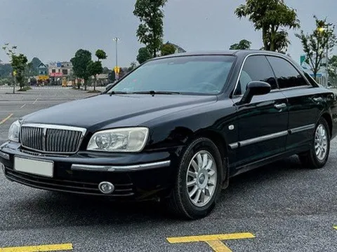 Hyundai XG 300 - Xe 'nguyên thủ' gần 20 năm tuổi trang bị đủ nhớ ghế, cửa sổ trời