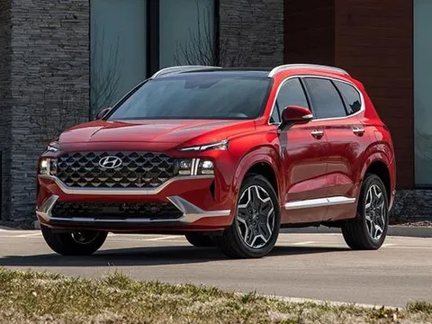 Hết thời "bán bia kèm lạc", đại lý giảm giá sốc cho Hyundai SantaFe tới hơn 100 triệu đồng còn tặng thêm TV