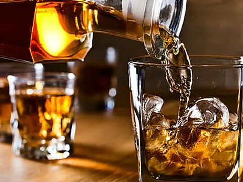 Làm sao tránh sự cố nguy hiểm xảy ra khi say rượu bia?