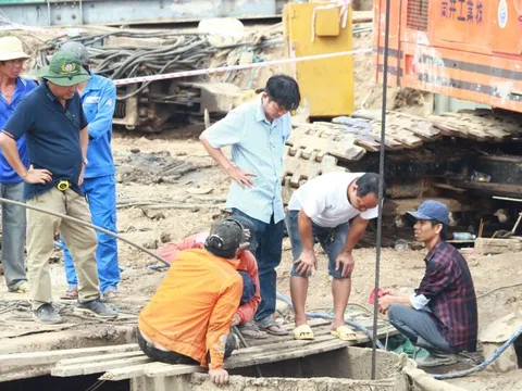 Vụ bé trai lọt vào trụ bê-tông: Đã tìm được phương án khả thi