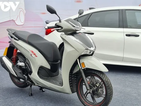Honda SH350i 2023 thêm màu mới, giá giữ nguyên