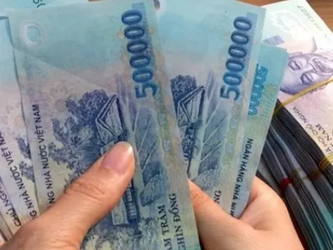 Bến Tre thưởng Tết cao nhất hơn 320 triệu đồng/người