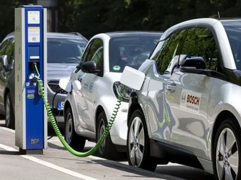 Bộ Công Thương đề nghị sớm ban hành các tiêu chuẩn về trạm sạc xe điện