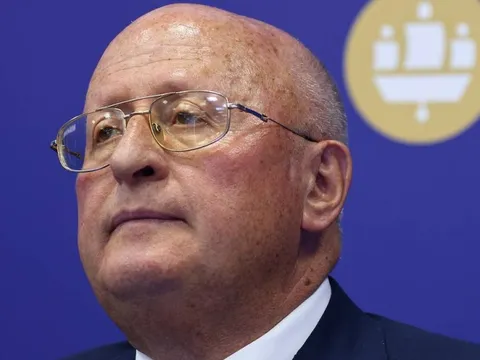 Hàng chục chủng COVID-19 lưu hành ở Nga khác hẳn với Omicron