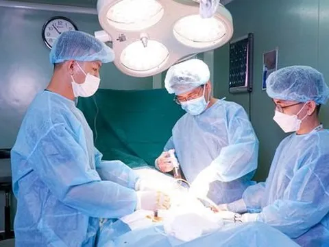 Mất Tết do nhờ lang băm làm đẹp