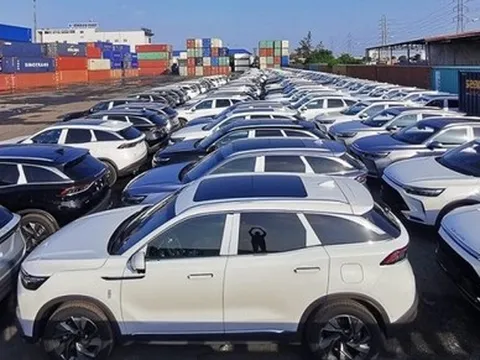 Nhập khẩu ô tô tăng kỷ lục trong năm 2022