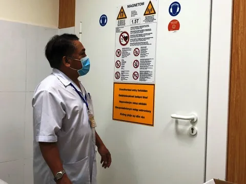 Điều tra dấu hiệu "thổi giá" thiết bị, vật tư y tế tại Quảng Ngãi