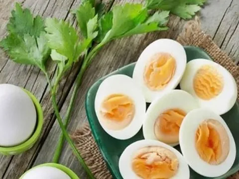 Ăn trứng gà có bị dị ứng không?