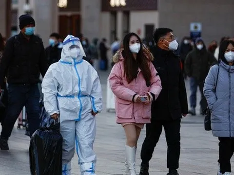 Trung Quốc trả đũa các nước siết kiểm dịch COVID-19