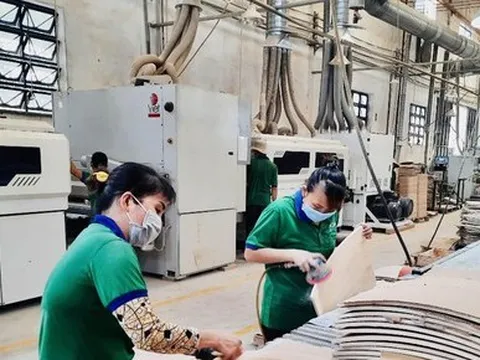 Công nhân muốn làm xuyên Tết