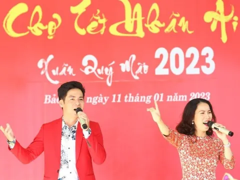 “Chợ Tết nhân ái” ấm áp đến với những gia đình có hoàn cảnh khó khăn