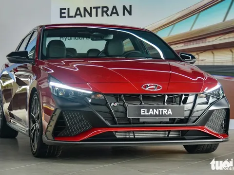 Chi tiết Hyundai Elantra N vừa về đại lý, đối thủ Hàn Quốc của Honda Civic Type R