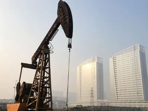 Các “cứu tinh” dầu thô đột ngột giảm mua hàng, Nga như "ngồi trên đống lửa" khi chuẩn bị đón nhận thêm lệnh trừng phạt