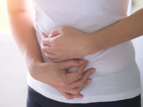 Ung thư dạ dày không biểu hiện âm thầm, 4 triệu chứng này xuất hiện sau bữa ăn được xem là “điềm báo” sớm của bệnh