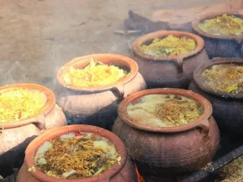 Ảnh: Đưa cá kho làng Vũ Đại lên Tây Nguyên, thu trăm triệu mỗi mùa Tết