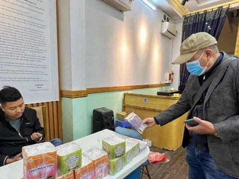 Pháo hoa Z121 bán trên mạng là trái quy định, gọi ngay 1800.6838