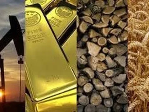 Thị trường ngày 14/1: Giá dầu vẫn tăng mạnh, thép, đường, cà phê và đậu tương đồng loạt tăng, quặng sắt cao nhất 17 tháng