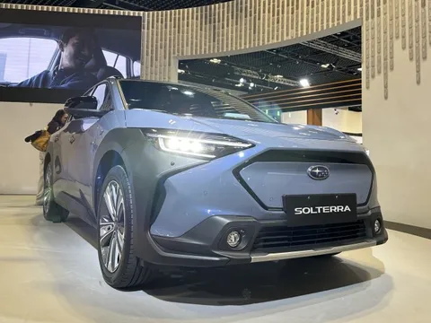 Cận cảnh Subaru Solterra vừa về Đông Nam Á: Bản song sinh với Toyota bZ4X từng ra mắt Việt Nam