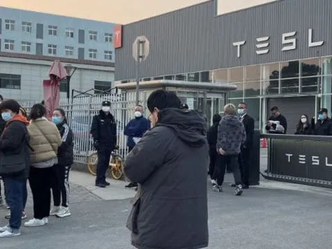 Tăng giảm giá xe theo cách không giống ai, Elon Musk có thể dễ dàng thay đổi giá những chiếc xe điện Tesla nhờ vào chiến lược độc nhất vô nhị này