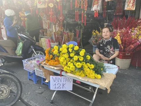 Thị trường đồ cúng ông Táo: Giá ít biến động