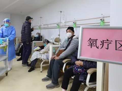 Gần 60.000 ca tử vong trong một tháng, Trung Quốc tuyên bố đã qua đỉnh dịch