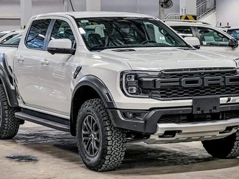 Đại lý nhận đặt Ford Ranger Raptor 2023: Ra mắt sau Tết, động cơ chỉ như Wildtrak