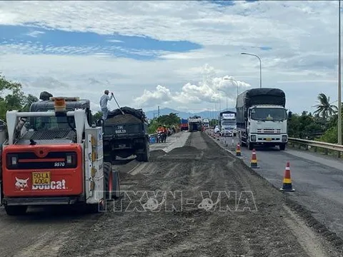 Kịp hoàn thành sửa chữa Quốc lộ 1 qua Phú Yên trước Tết Nguyên đán